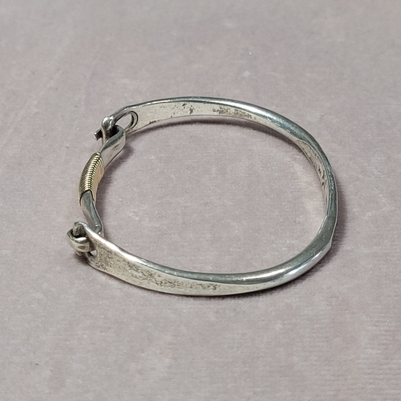 Small Cuff/Bracelet - Picture 11 of 12